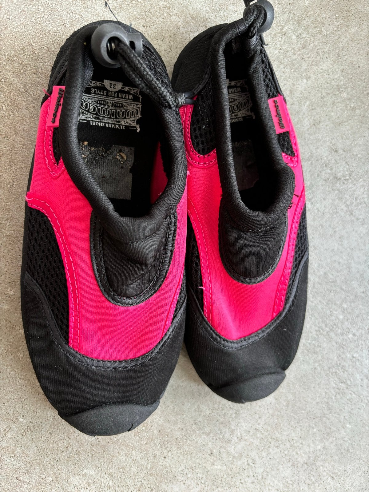 Waterschoenen / surfschoenen maat 32, Ophalen of Verzenden, Gebruikt, Kind, Zeil- of Surfschoenen