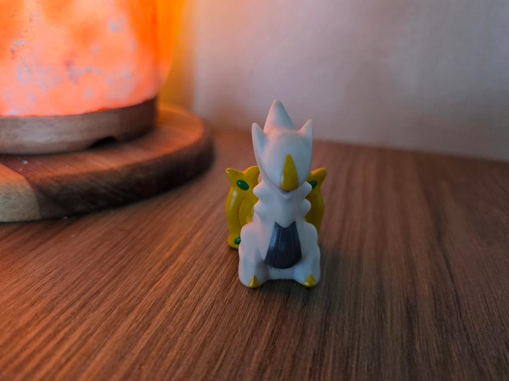 Arceus Pokémon figuur, Ophalen of Verzenden, Gebruikt