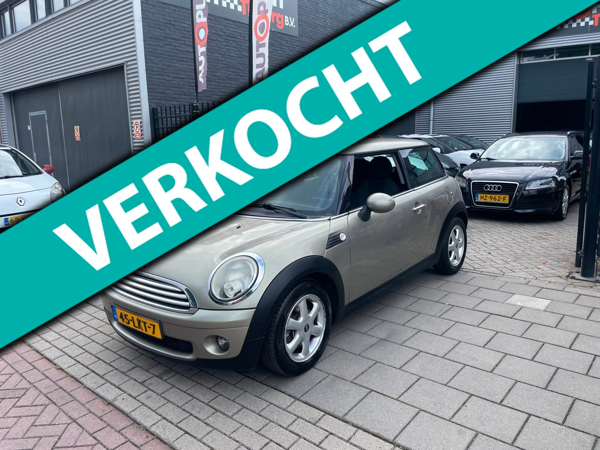 Mini 3-Deurs 1.6 One MINIMALIST Business Line 2e Eig! Airco, Voorwielaandrijving, Euro 5, 4 cilinders, Navigatiesysteem