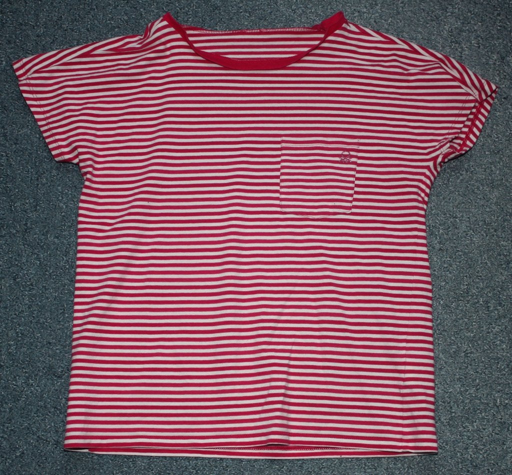 Mooie shirt Benetton mt 170 wit met roze streep, Meisje, Nieuw, Ophalen of Verzenden, Shirt of Longsleeve
