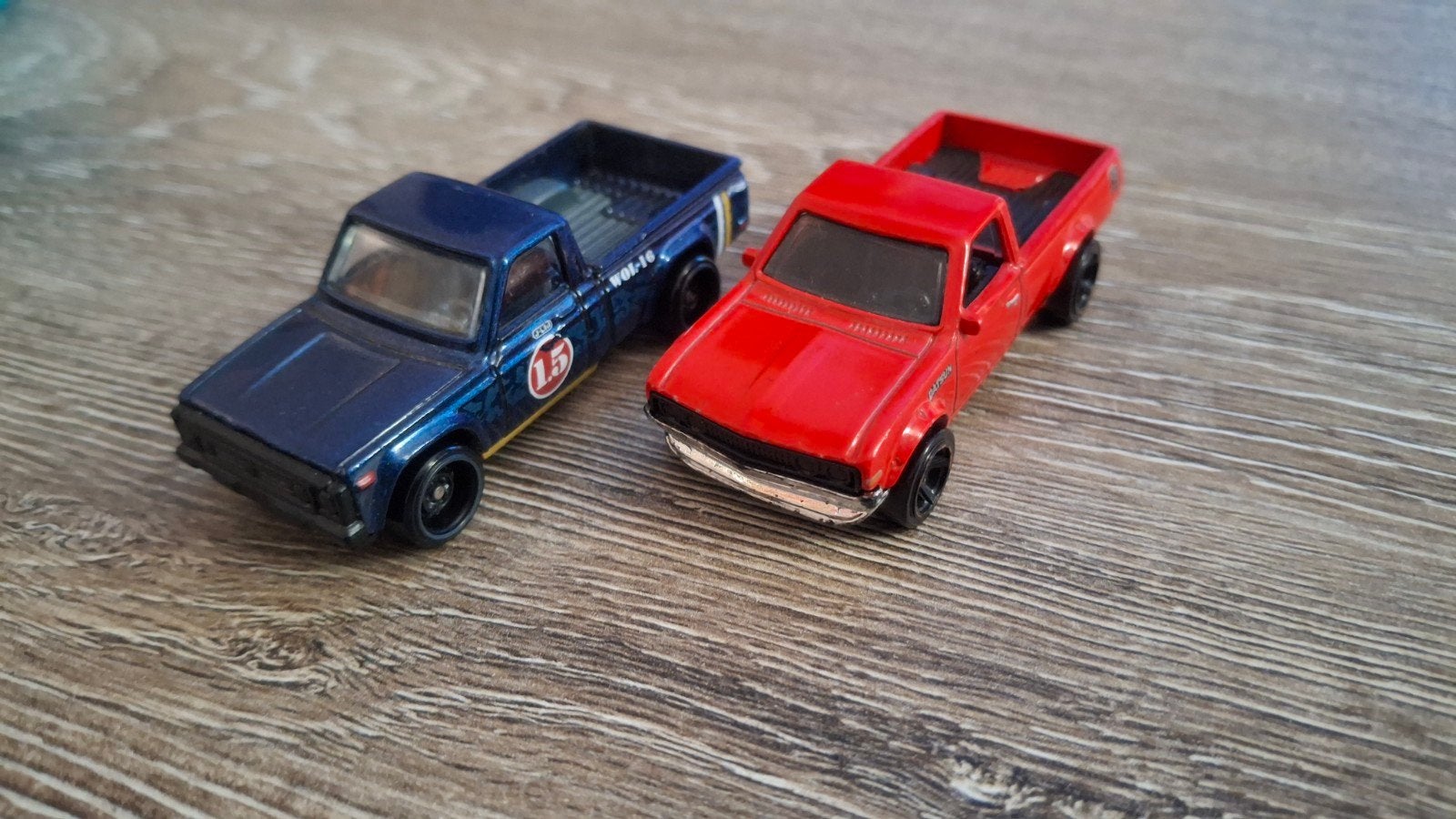 Hot Wheels Datsun 620 Pick-up (2 stuks), Ophalen of Verzenden, Zo goed als nieuw