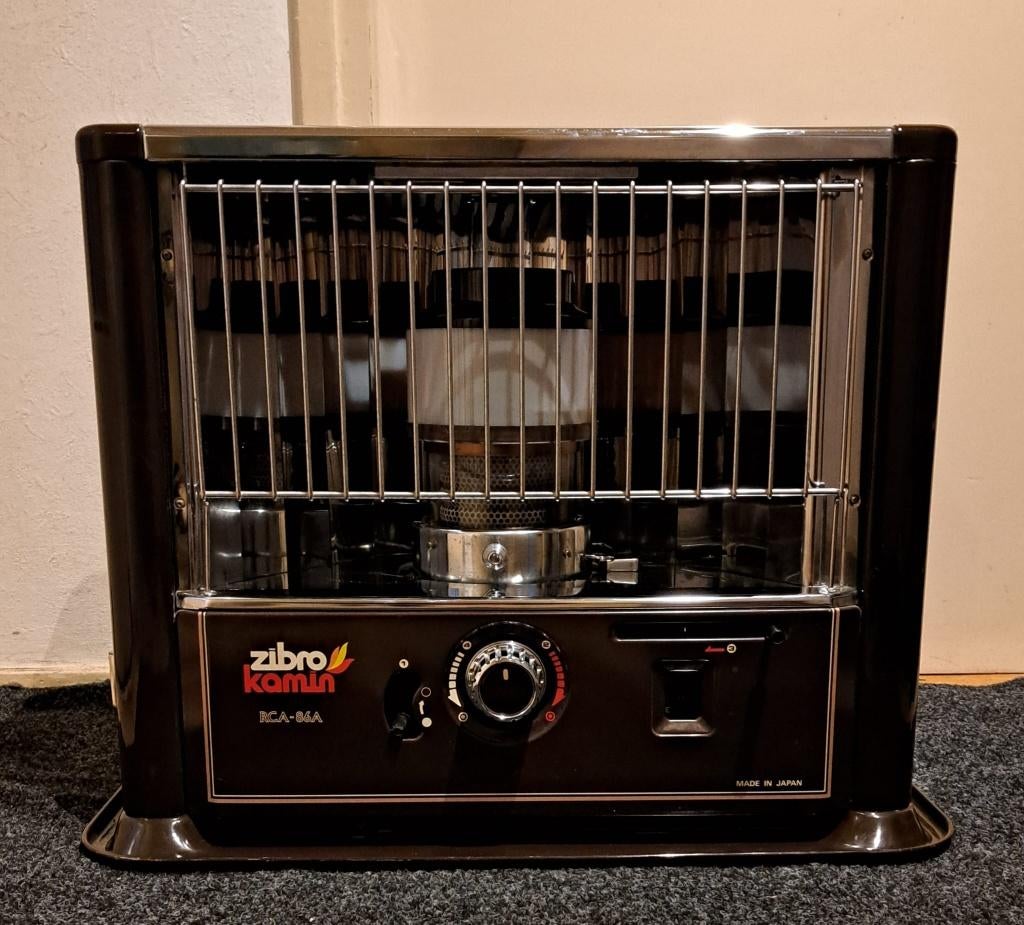 Zibro Kamin RCA-86A Petroleumkachel / Kouskachel, Huis en Inrichting, Kachels, Overige brandstoffen, Petroleumkachel, Ophalen of Verzenden