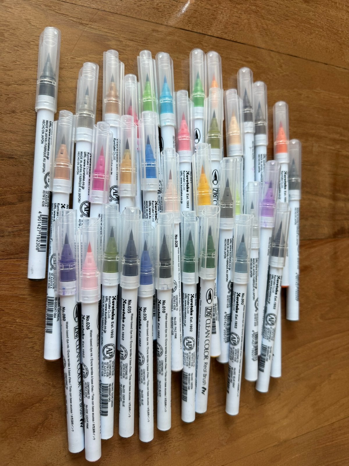 36 Kuretake Zig Clean Color Real Brush pennen, Overige thema's, Meerkleurig, Ophalen of Verzenden, Zo goed als nieuw
