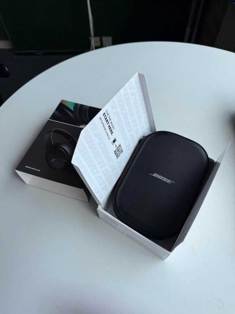 Bose QuietComfort Headphones - Noise Cancelling