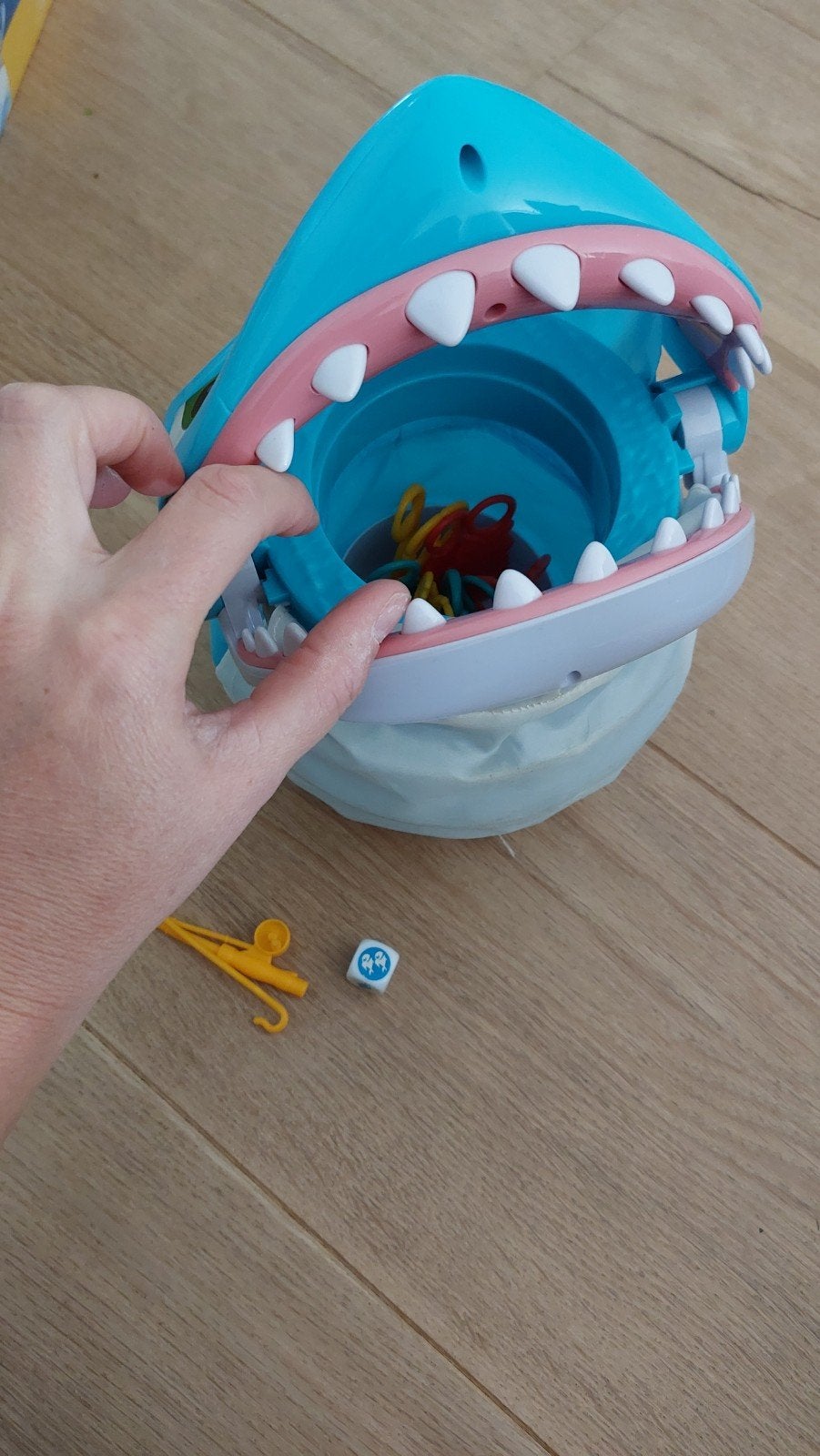 spellen happy haai bob bilnaad, Ophalen