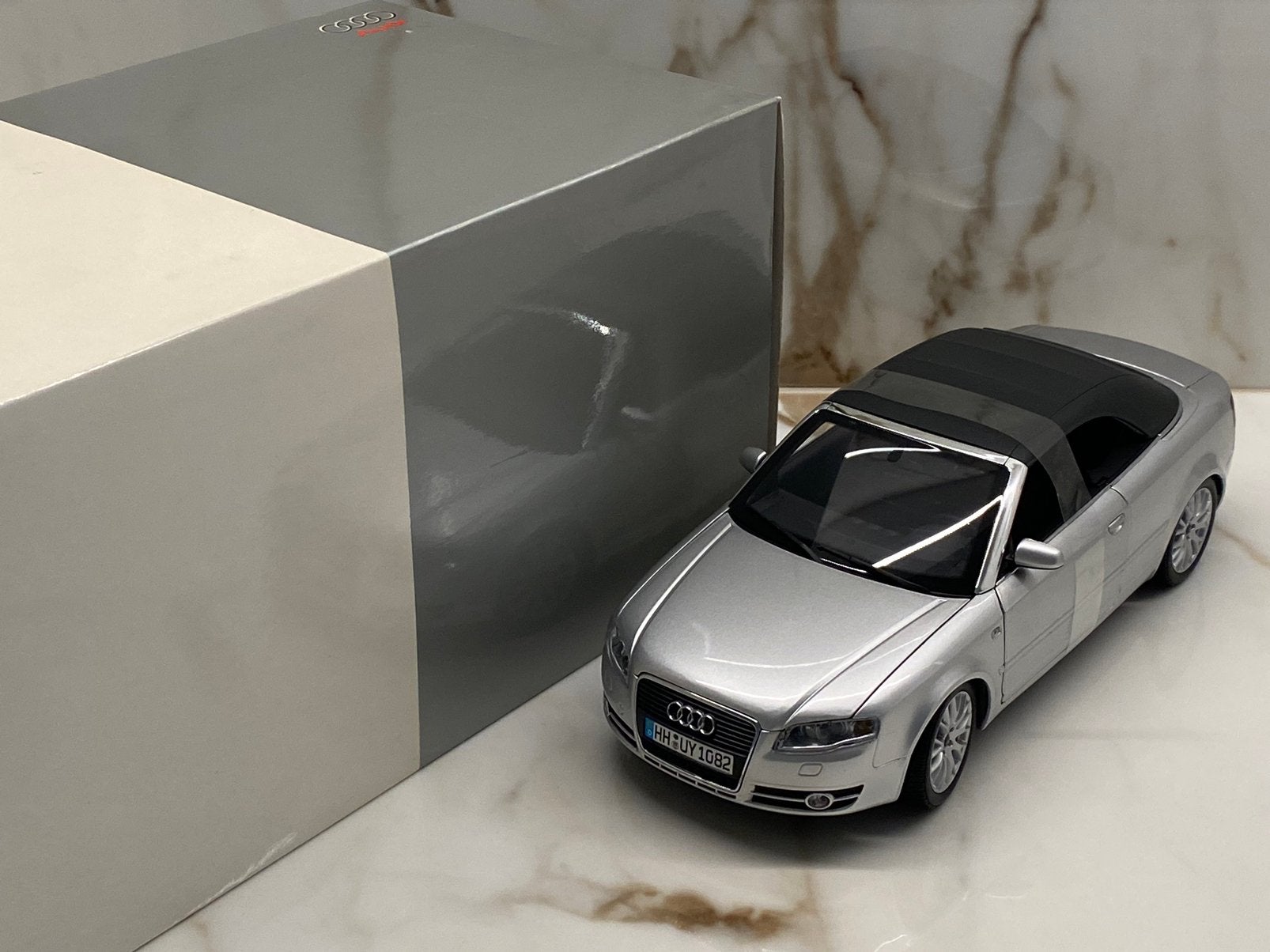 Norev Audi A4 Cabriolet 3.2 Quattro - 1:18, Hobby en Vrije tijd, Modelauto's | 1:18, Ophalen of Verzenden, Zo goed als nieuw, Auto