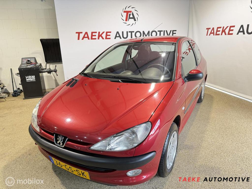 Peugeot 206 1.4 Gentry APK/AUT/CLIMA, Auto's, Stof, Metallic lak, Bedrijf, 75 pk