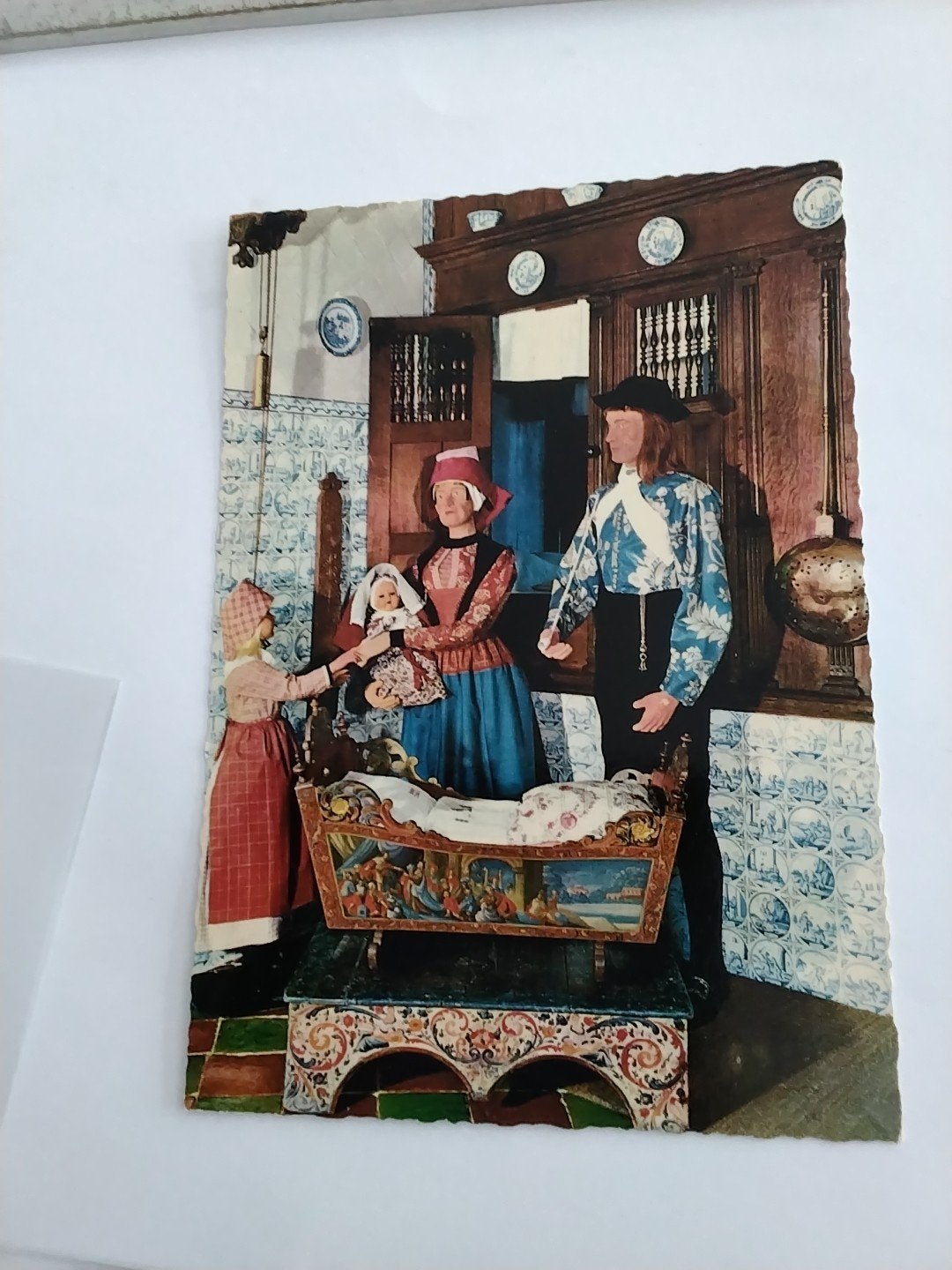 HINDELOOPEN. HOEKJE VAN HINDELOOPER KAMER MET BEDSTEE, Ophalen of Verzenden, Klederdracht
