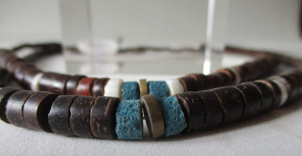 Ketting KT10:Mooie Bruine Schelp ketting 2x41½ cm. met Blauw, Verzenden, Nieuw, Bruin, Overige materialen