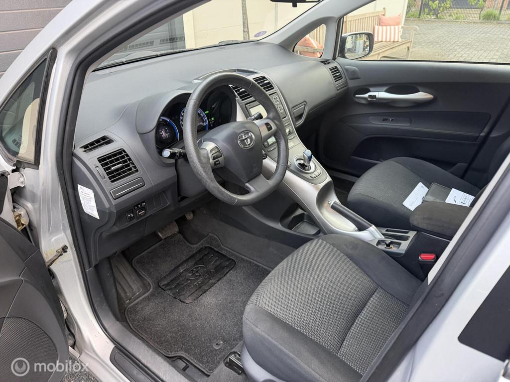 Toyota Auris 1.8 Full Hybrid Aspiration|RIJKLAAR|1EIG|T.HAAK, Auto's, Euro 5, Gebruikt, Start-stop-systeem, 4 cilinders