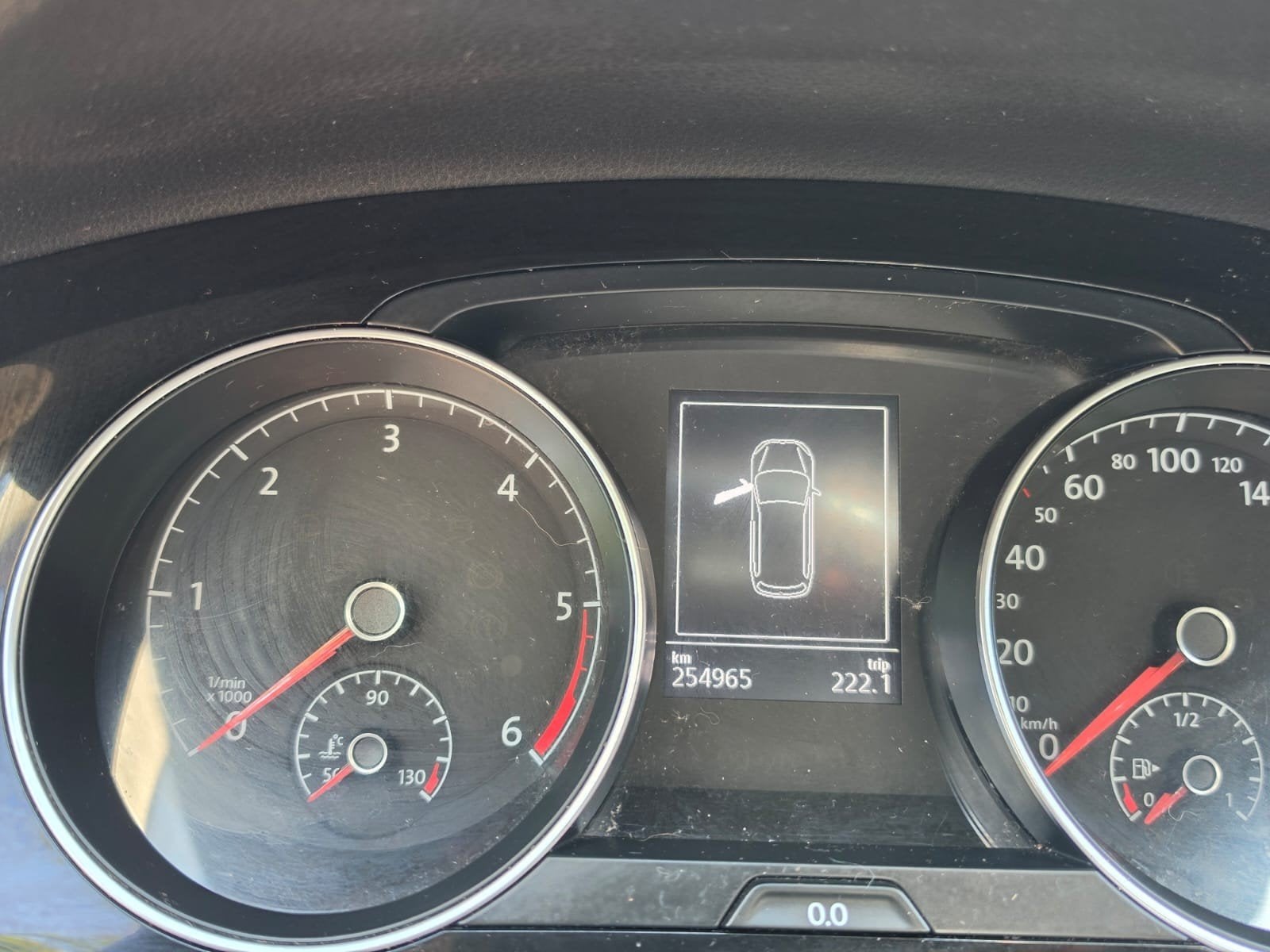 Foto 6 van Volkswagen Golf 1.6 TDI 77KW Variant DSG 2014 Grijs