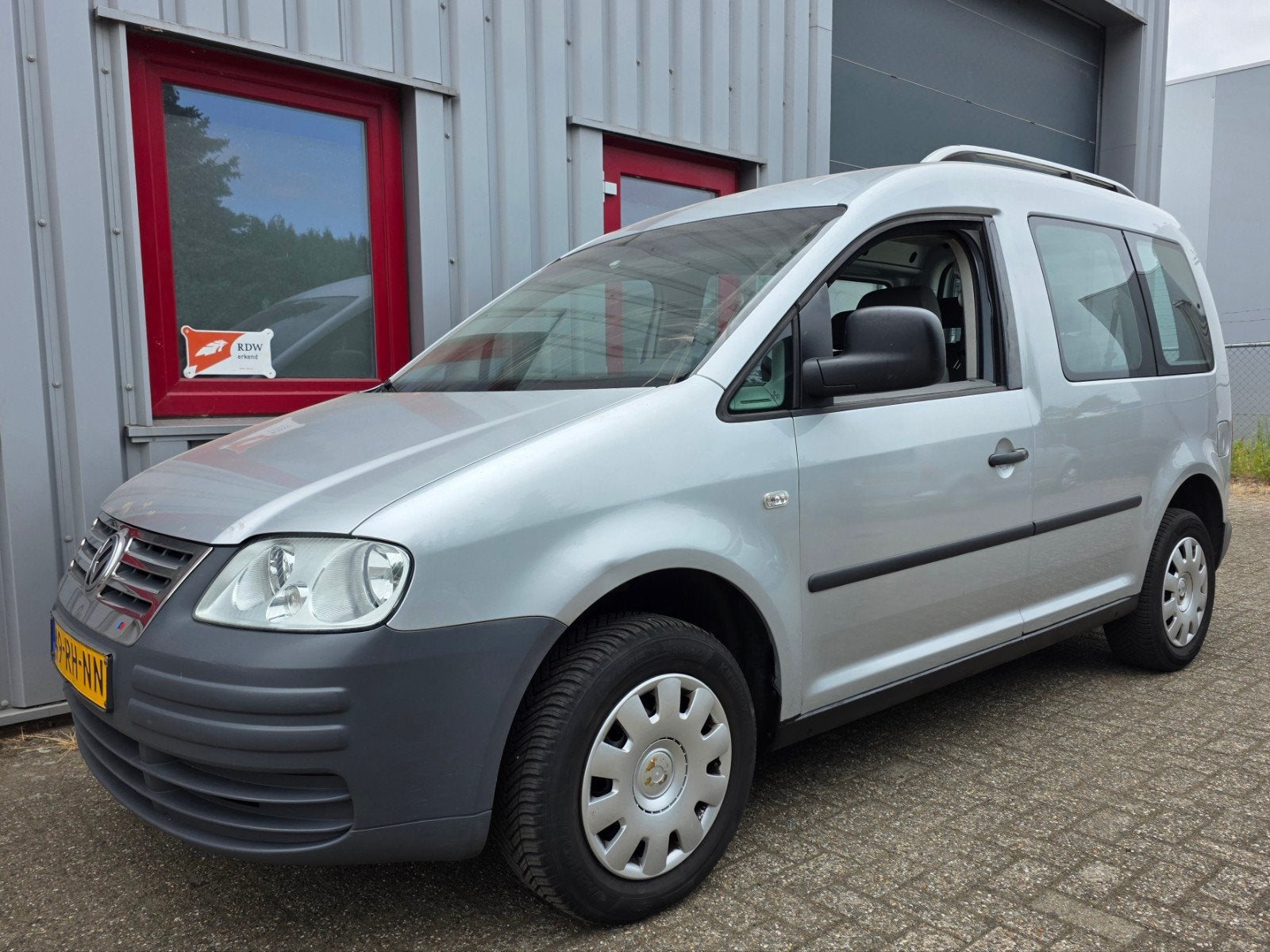 ✅ VW Caddy 1.4 Kombi 2005, Zeer netjes, Trekhaak, Nieuwe APK, Voorwielaandrijving, Stof, 74 pk, 4 cilinders