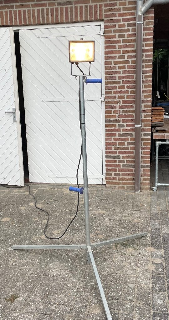 Bouwlamp op standaard, Ophalen, Gebruikt, Met statief, Lamp
