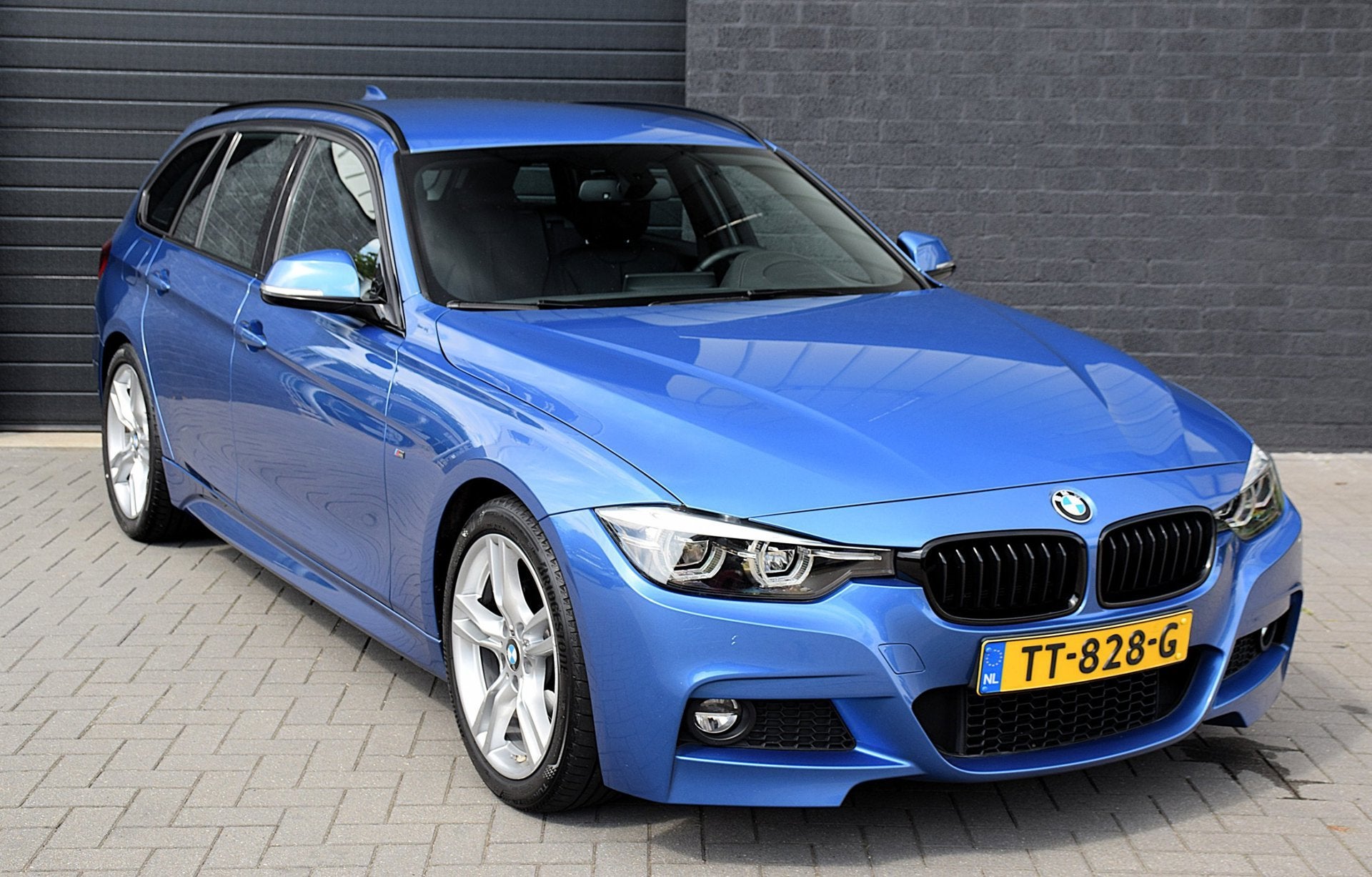 BMW 3-serie Touring 330i M Sport Edition*2e Eigenaar*150Dkm*, Auto's, Automaat, Achterwielaandrijving, 4 cilinders, 252 pk