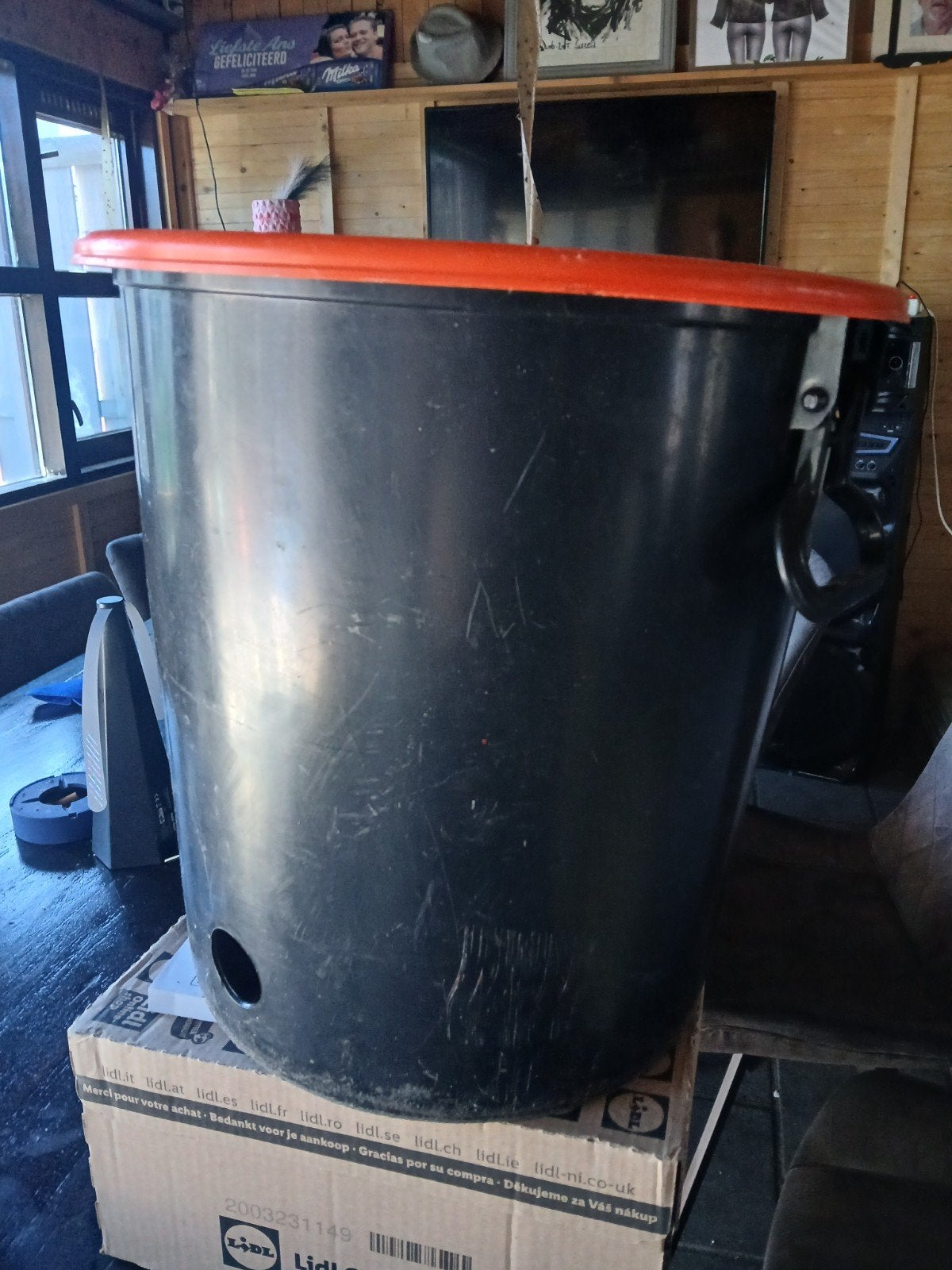Gratis filterton voor vijver (37x36 cm), Tuin en Terras, Vijvers, Ophalen