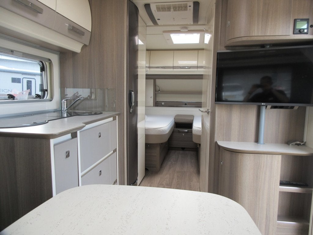 Fendt Tendenza 515 SG MET MOVER EN VOORTENT, Caravans en Kamperen, Rondzit, Schokbreker, Overige typen, Fendt