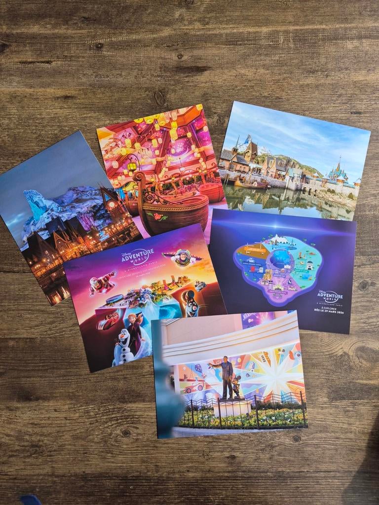 6 ansichtkaarten Disney adventure world première, Ophalen of Verzenden, Nieuw