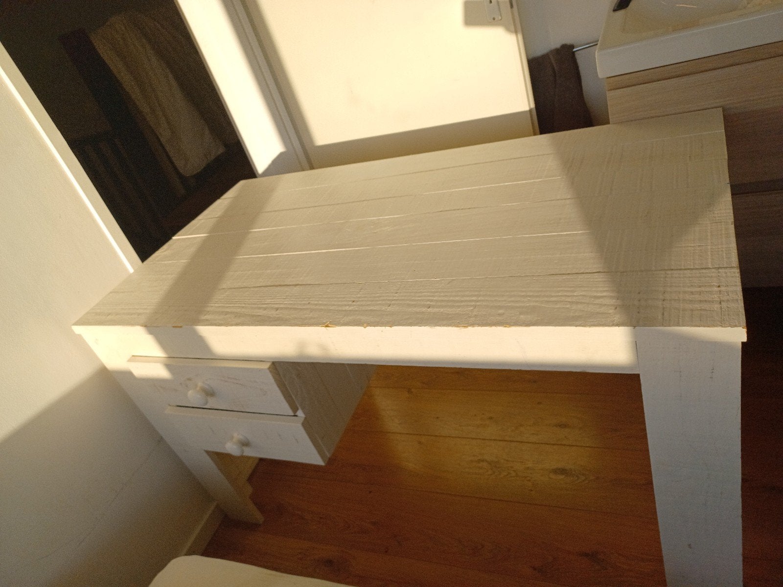 Wit bureau met lades - 130x70x75 cm, Huis en Inrichting, Bureaus, Gebruikt, Hout, Ophalen of Verzenden, Wit
