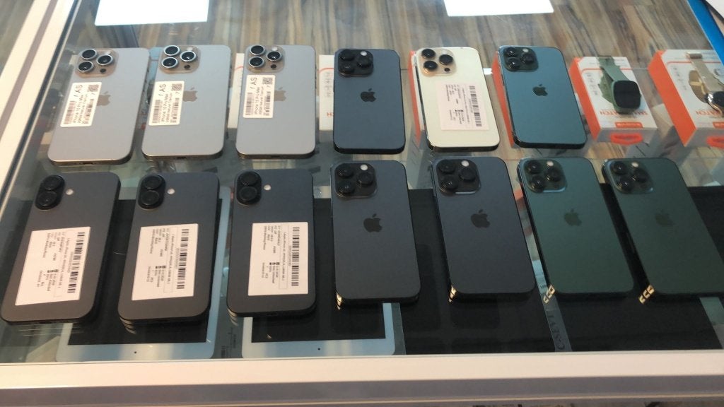 iphone 15 pro max  256gb / iphone 16  256gb iphone 17E 256, Ophalen, Zo goed als nieuw, Overige typen