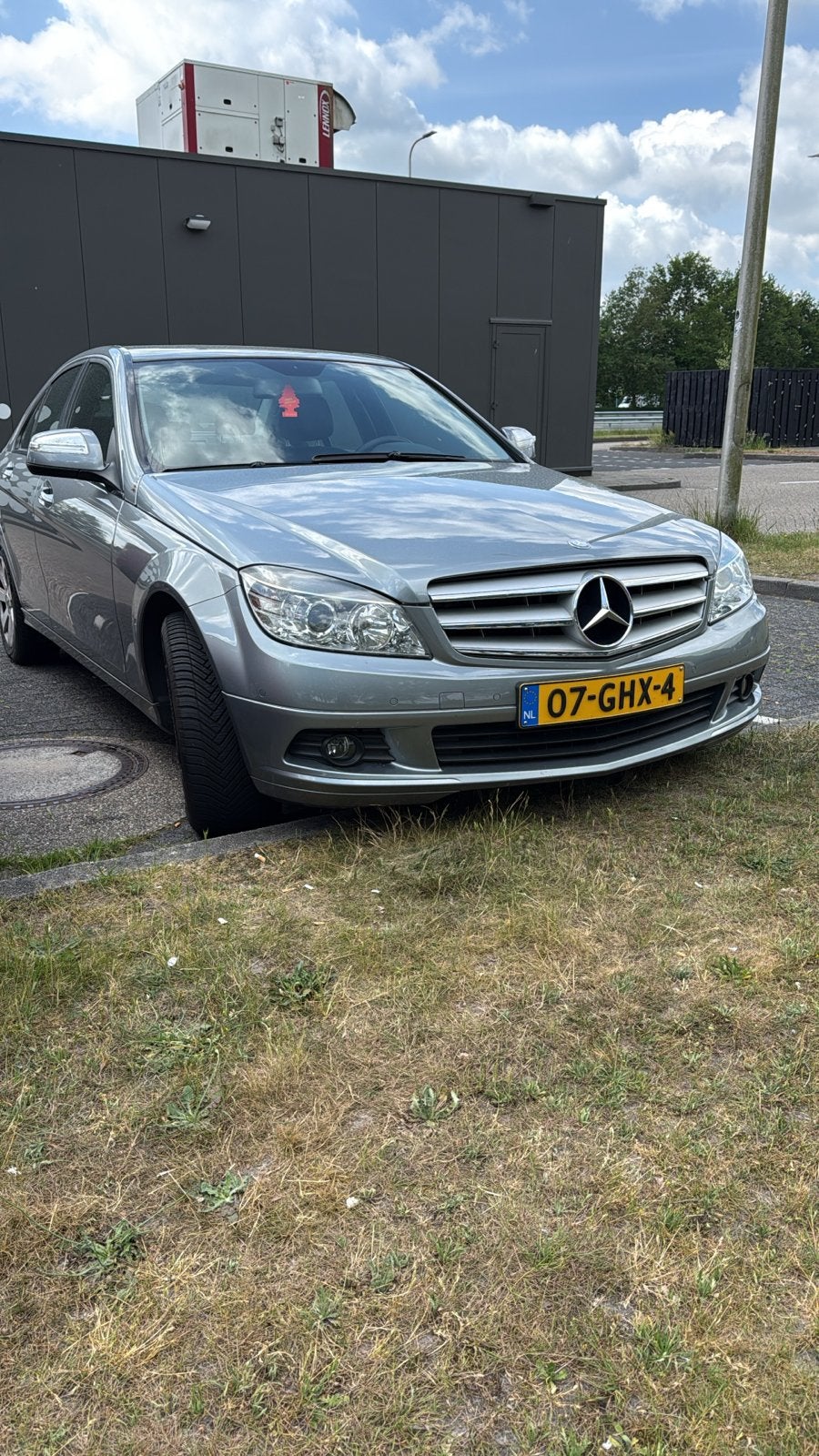 Mercedes-Benz C-Klasse 1.8 C180 Kompressor Sedan 2008 Grijs, Auto's, Achterwielaandrijving, 1796 cc, Origineel Nederlands, 75 €/maand