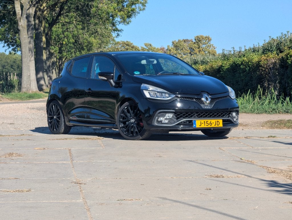 Renault Clio RS Trophy 220pk Akrapovic | Leder |Android Auto, 1618 cc, 4 cilinders, Zwart, Leder