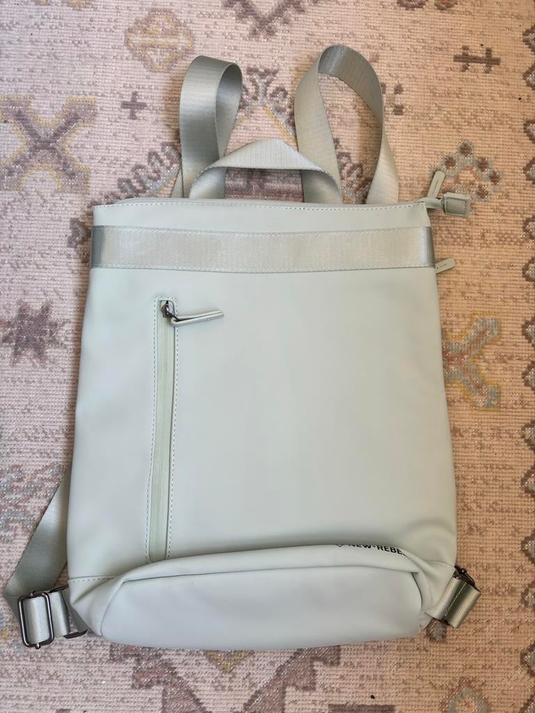 New Rebels rugzak - Lichtgroen, Overige merken, 25 tot 40 cm, Nieuw, Ophalen of Verzenden
