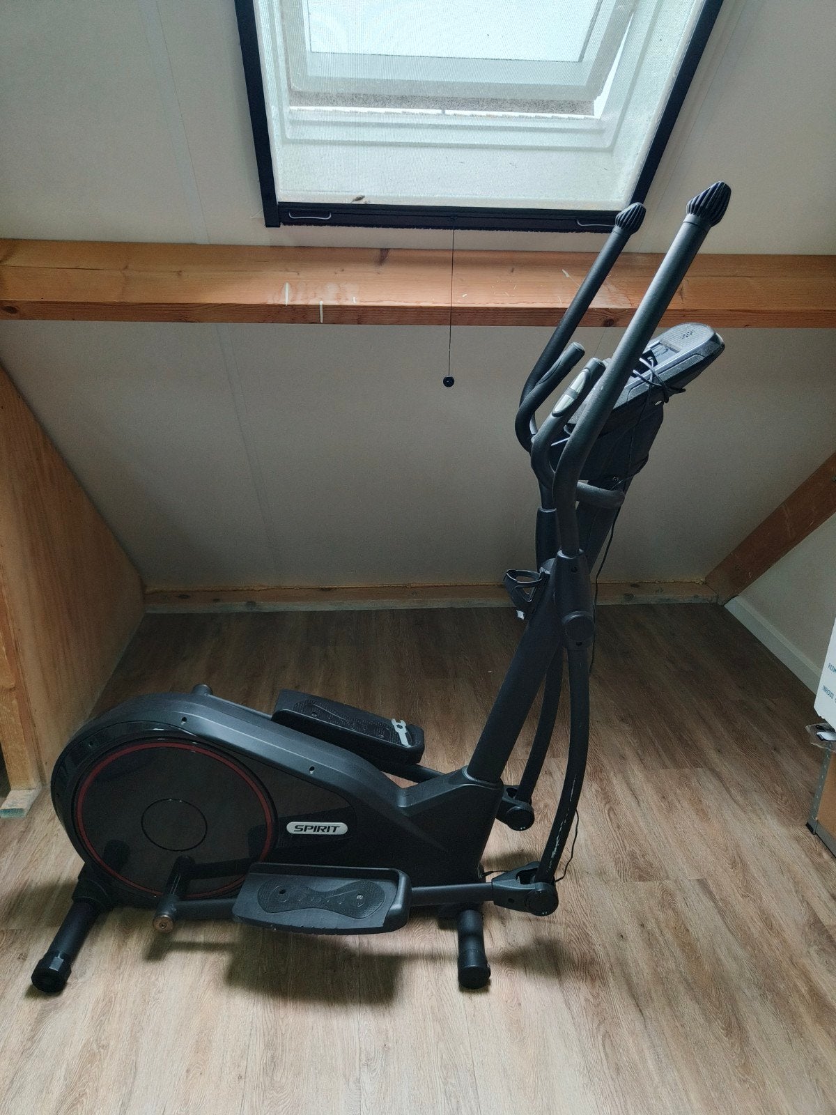 Zo goed als nieuwe Spirit DREGO crosstrainer, Ophalen, Benen, Zo goed als nieuw, Crosstrainer