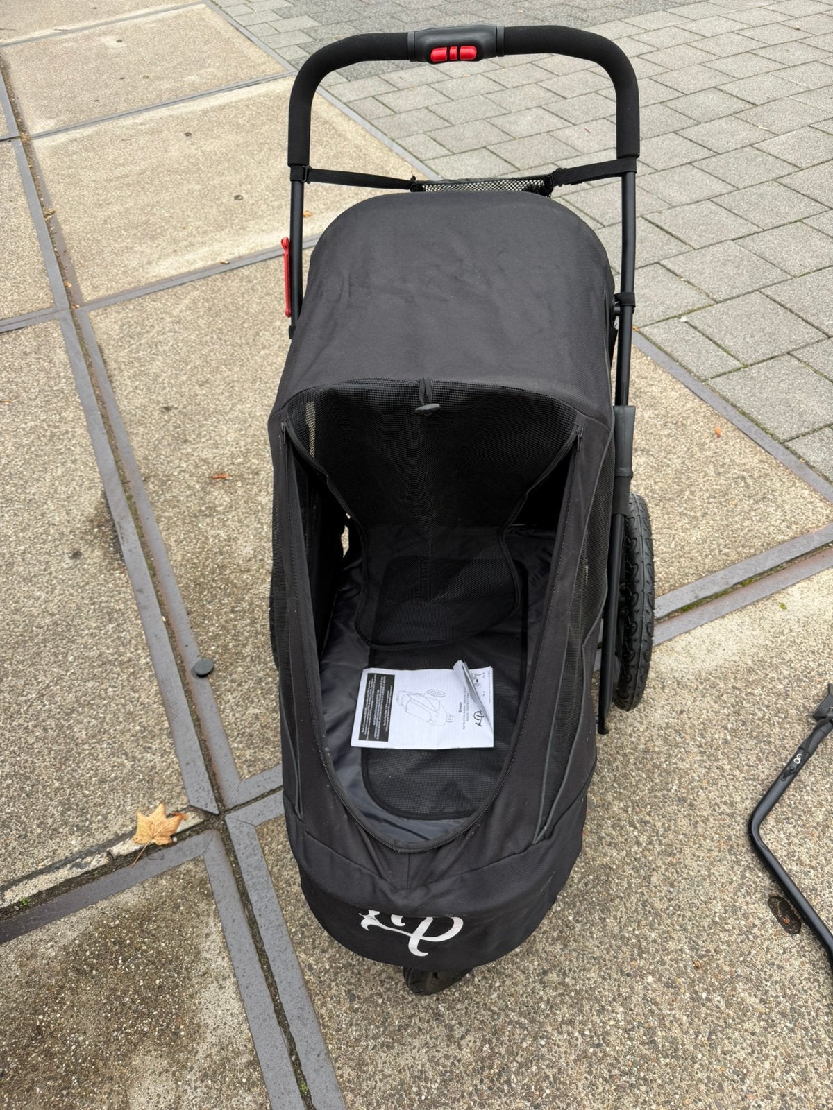 Nog werkelijk nieuwe Petique Breeze honden/fietsbuggy Zwart, Dieren en Toebehoren, Ophalen, Zo goed als nieuw, Hondenfietskar