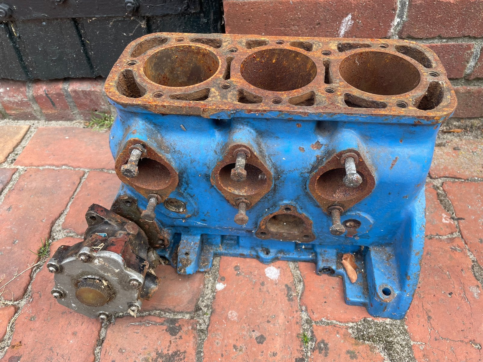 Saab 96 Sport 2-takt cilinderblok met oliepomp, Ophalen, Gebruikt, Saab
