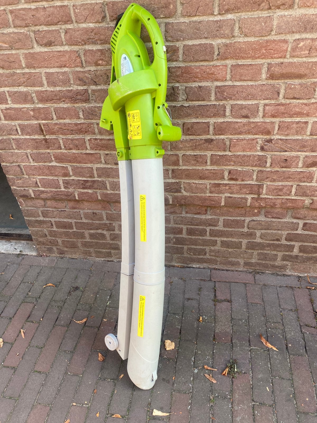 Supersterke bladblazer in prima staat, Tuin en Terras, Ophalen of Verzenden, Gebruikt, Elektrisch, Handgedragen