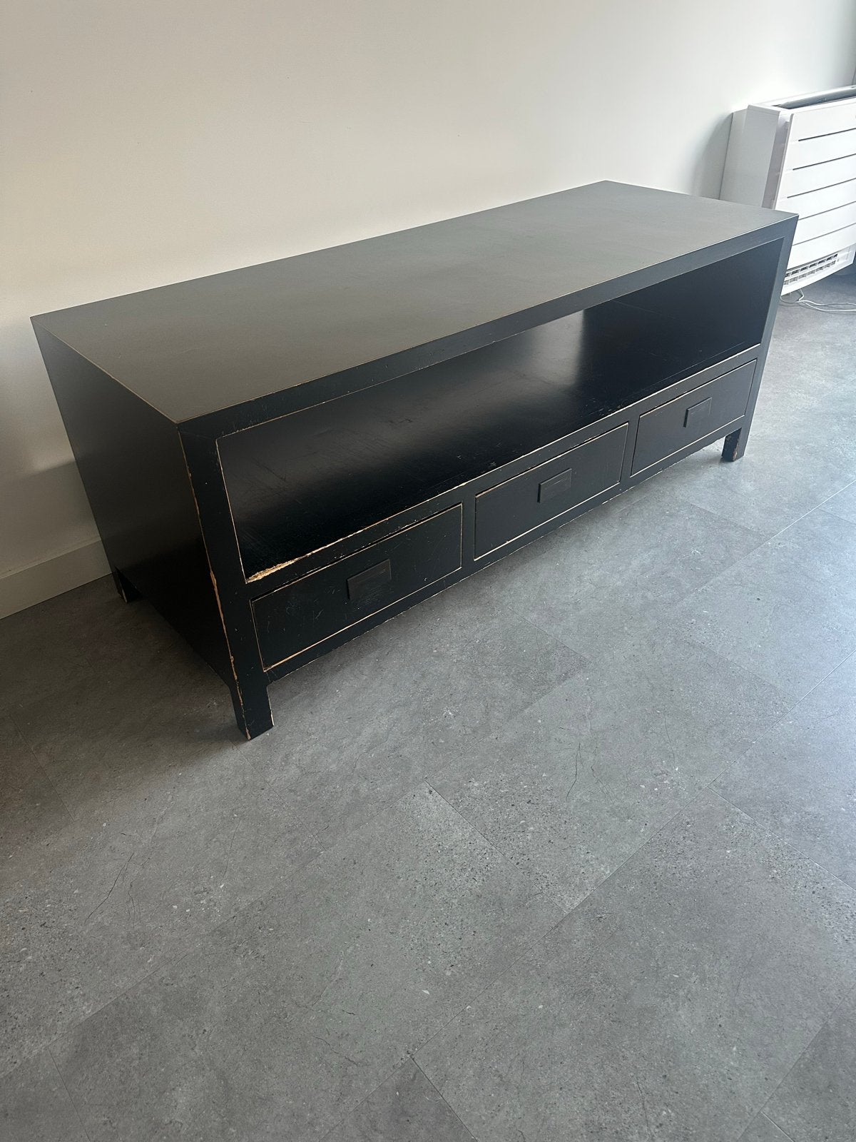 Zwart TV-meubel met lades en open vak, Ophalen, Gebruikt, 100 tot 150 cm, Chinees model