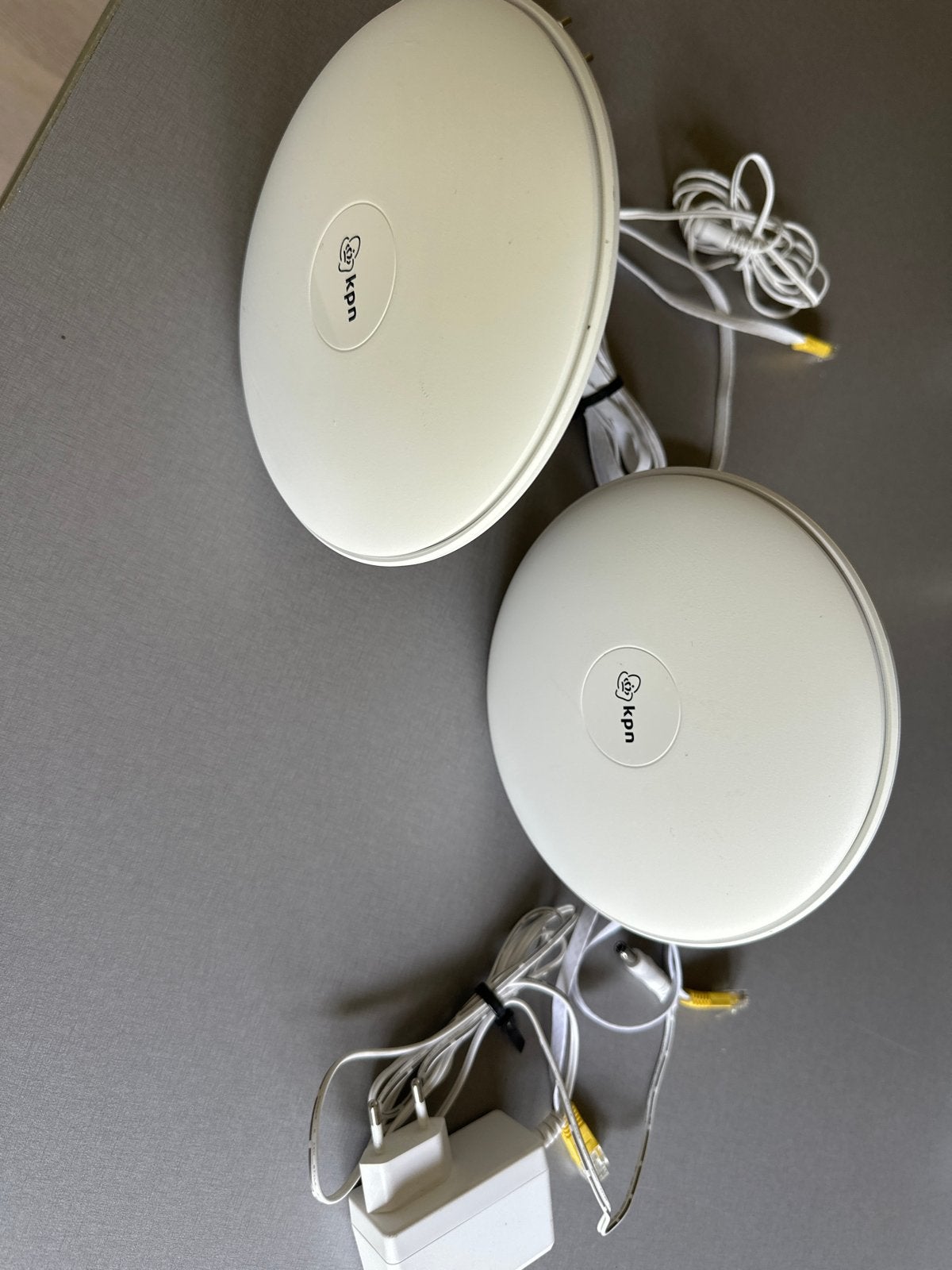 KPN SuperWifi Punten (2 stuks) - Router/Access Point, Ophalen of Verzenden, Zo goed als nieuw, Router