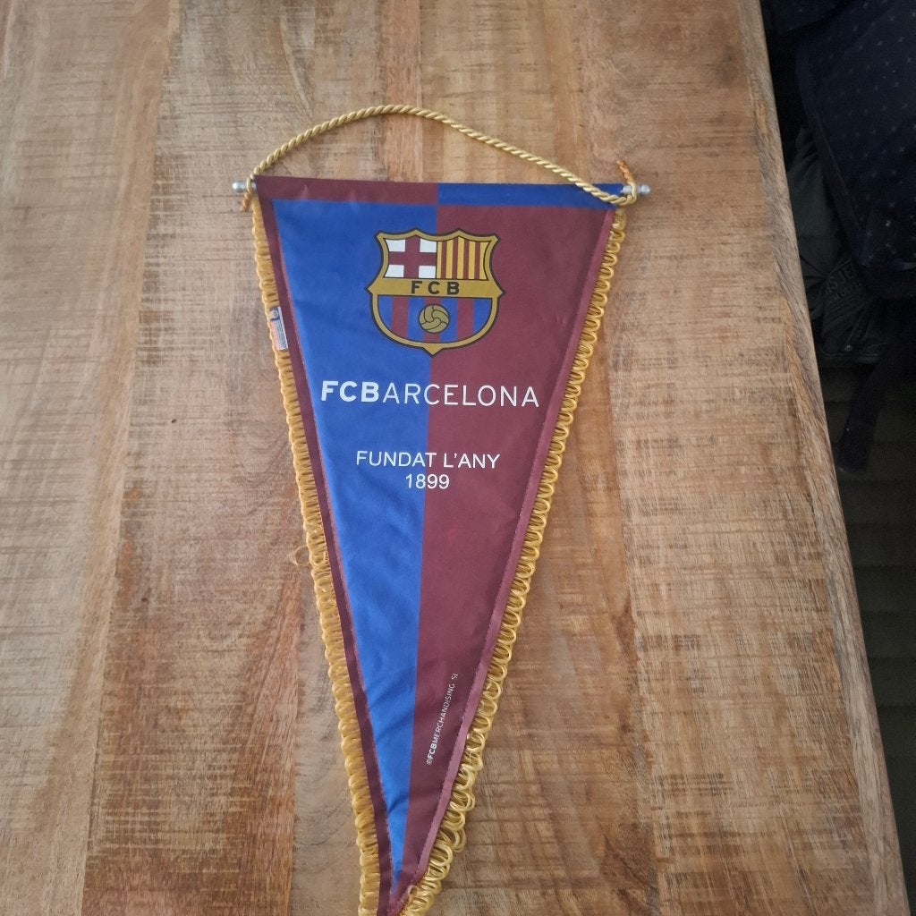 FC Barcelona vaan, Ophalen, Zo goed als nieuw