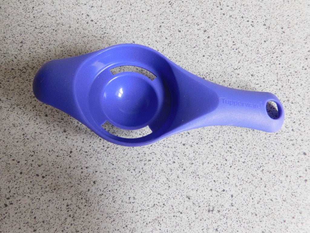 Tupperware Keukenhulpje Eiwitscheider - Paars, Paars, Overige typen, Ophalen of Verzenden, Zo goed als nieuw