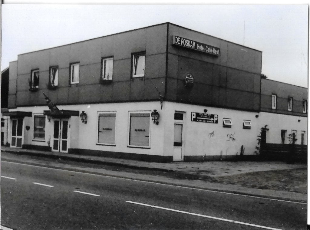 Foto Hotel-Café-Restaurant De Roskam Dorst, 1960 tot 1980, Foto, Nieuw, Ophalen of Verzenden
