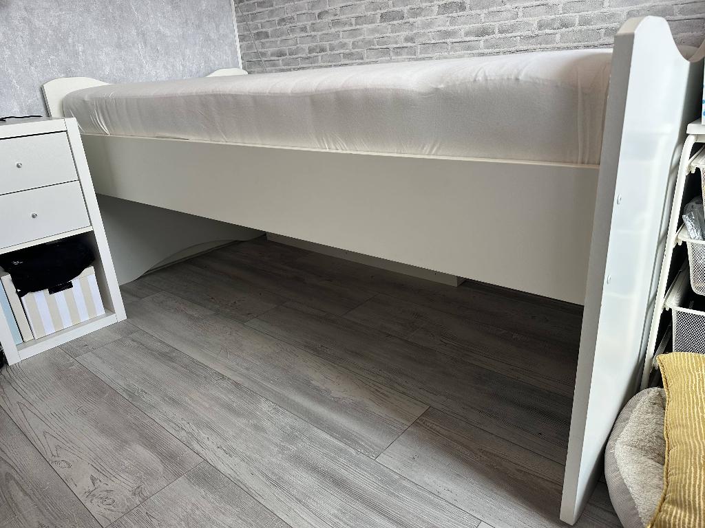Wit IKEA bed 90x200 compleet incl. matras en lattenbodem, Huis en Inrichting, Slaapkamer | Bedden, Ophalen, 90 cm, Eenpersoons
