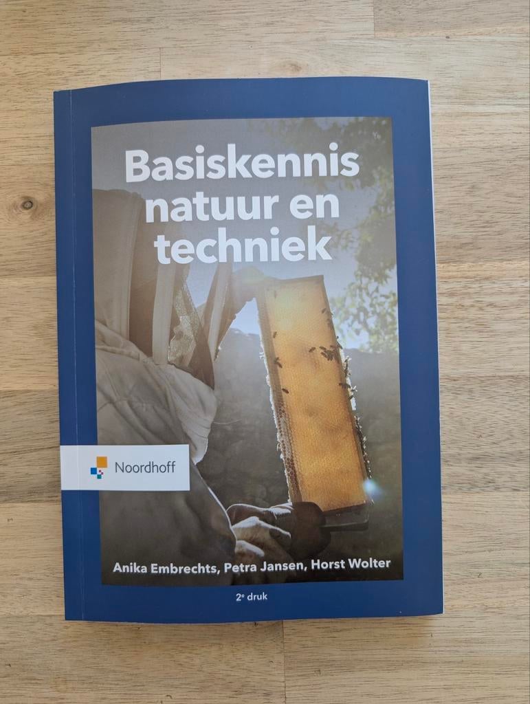 Basiskennis natuur en techniek - Noordhoff, Ophalen, Zo goed als nieuw, Anika Embrechts, Petra Jansen, Horst Wolter