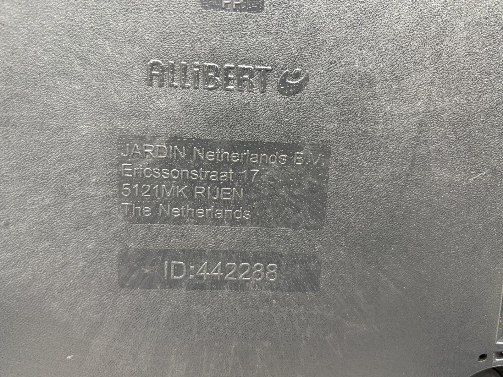 8 stuks Zwarte Allibert tuinstoel - Jardin, Ophalen, Gebruikt, Kunststof
