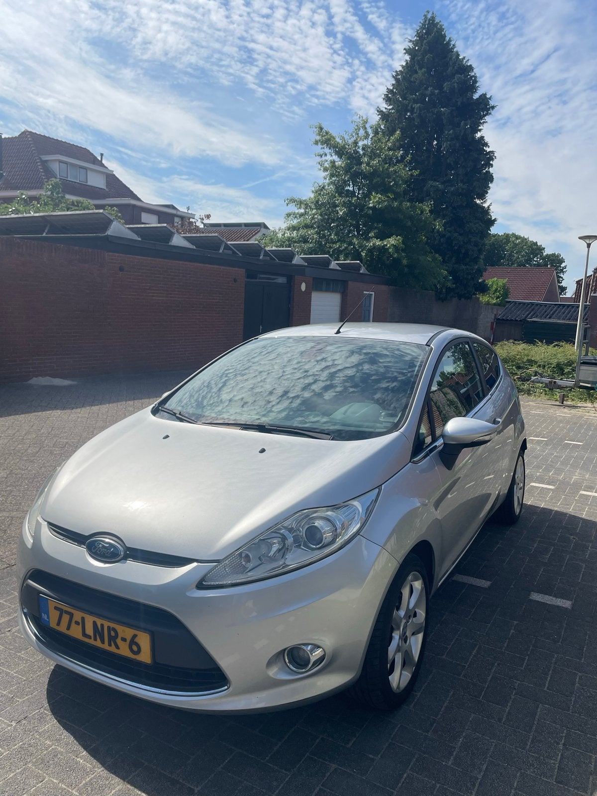 Ford Fiesta Titanium 1.25 82pk | Airco | Cruise | APK 2027, Voorwielaandrijving, 600 kg, 4 cilinders, Origineel Nederlands