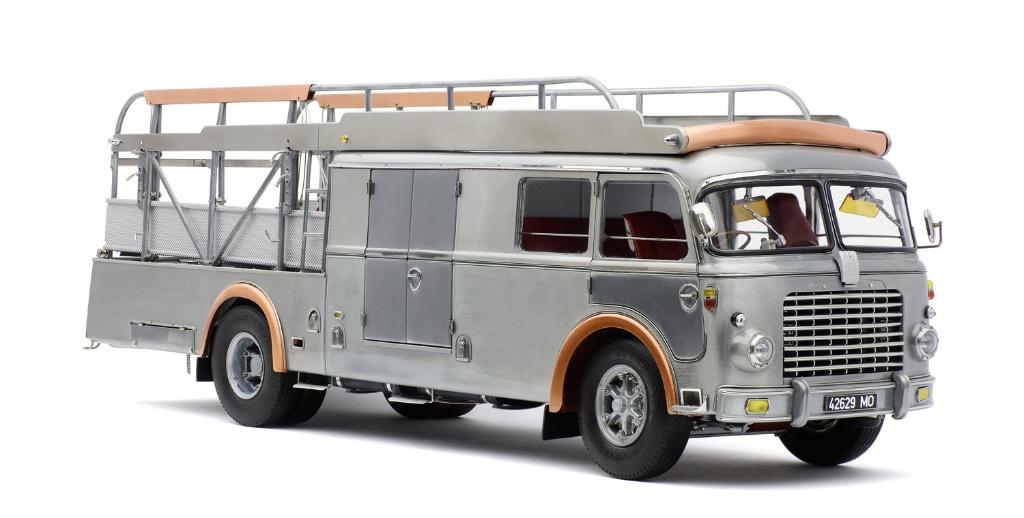 1:18 Fiat 642 Racing Transporter Unlackiert 1957 CMC M-271, Hobby en Vrije tijd, Modelauto's | 1:18, Overige merken, Auto, Nieuw