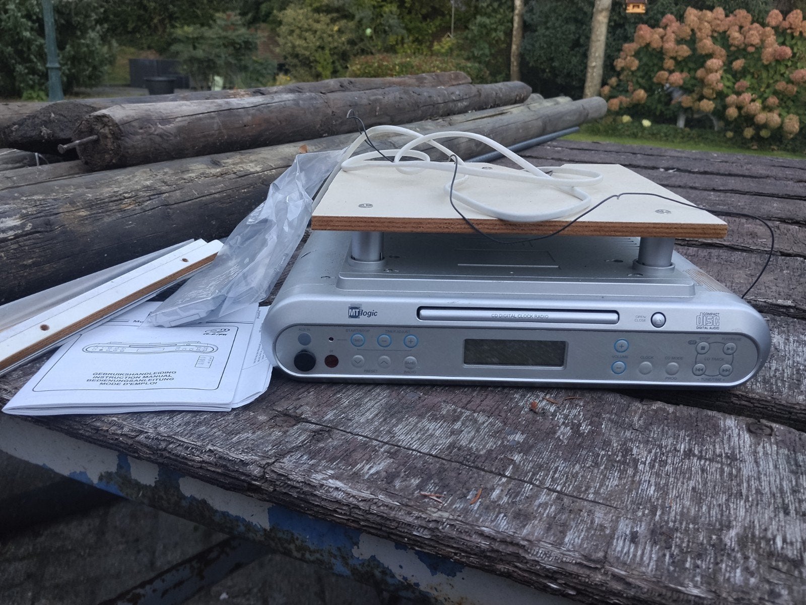 radio/ CD-speler voor onder keukenkastje, Ophalen, Zo goed als nieuw, Overige merken