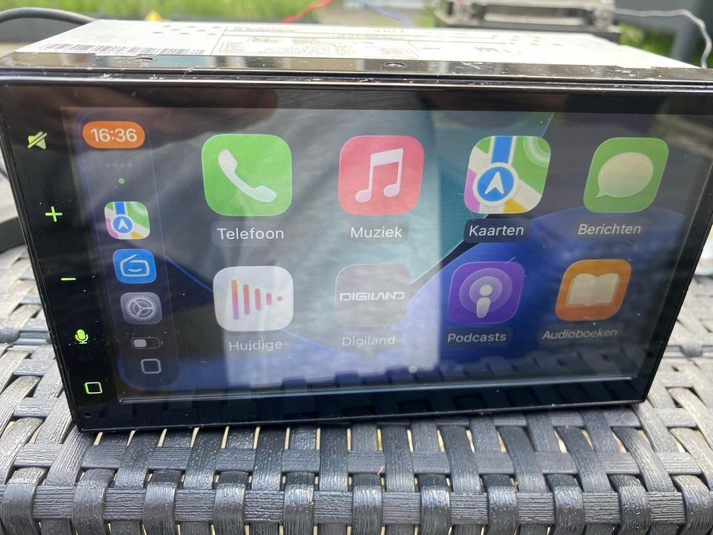 AudioVolt XPA-675BT Premium Carplay/Android Auto Radio, Auto diversen, Ophalen, Zo goed als nieuw