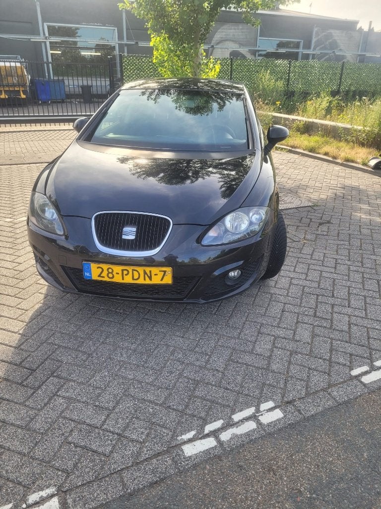 Seat Leon 1.2 TSI 77KW 2011 Zwart, Voorwielaandrijving, Euro 5, Zwart, 4 cilinders