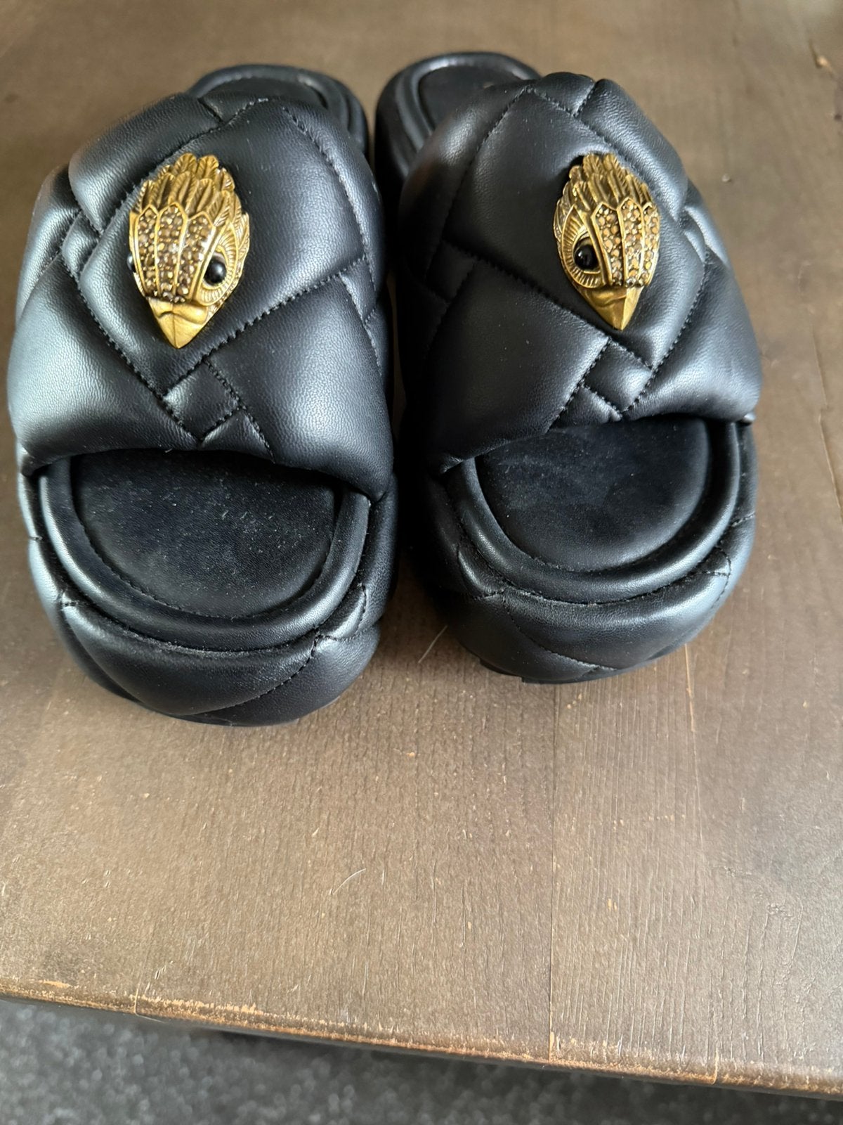Kurt geiger slippers nieuw zwart maat 37 echt leer, Kleding | Dames, Ophalen of Verzenden, Nieuw, Zwart