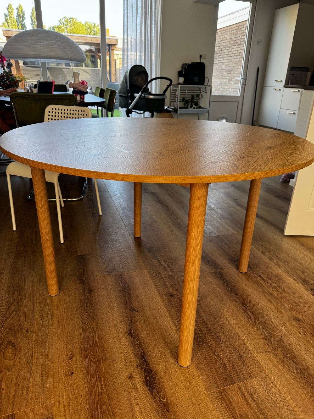 Ronde eettafel van eikenhout - Zo goed als nieuw, Huis en Inrichting, Ophalen, 50 tot 100 cm, Zo goed als nieuw, Drie personen