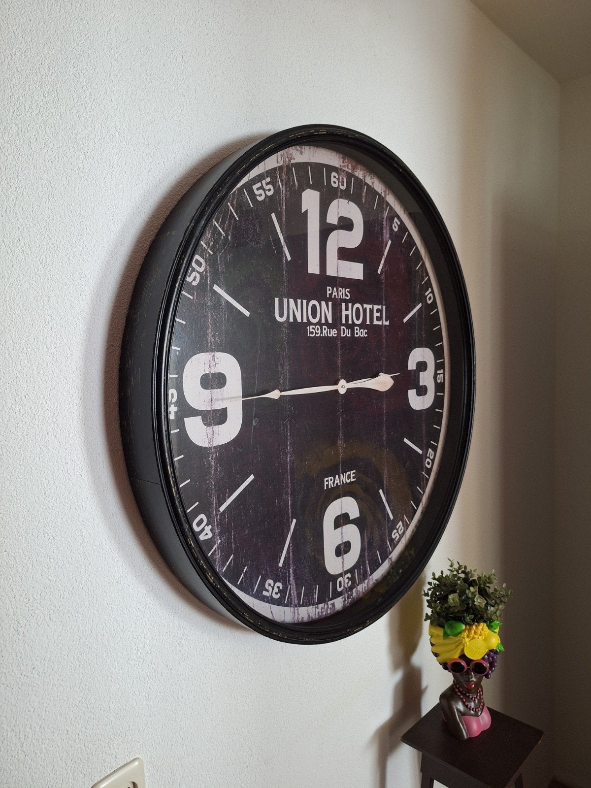 Grote Wandklok 'Union Hotel Paris' - Industrieel Design, Huis en Inrichting, Woonaccessoires | Klokken, Zo goed als nieuw, Wandklok