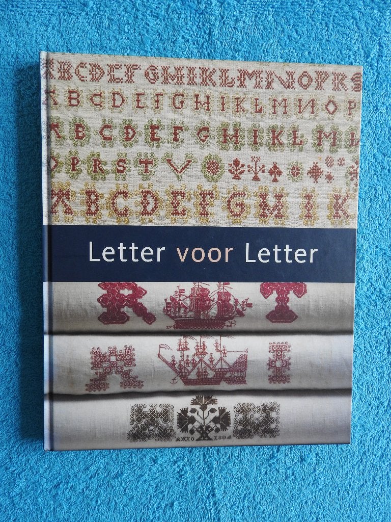 Merklappen in de opvoeding van Friese meisjes, Ophalen of Verzenden, Zo goed als nieuw