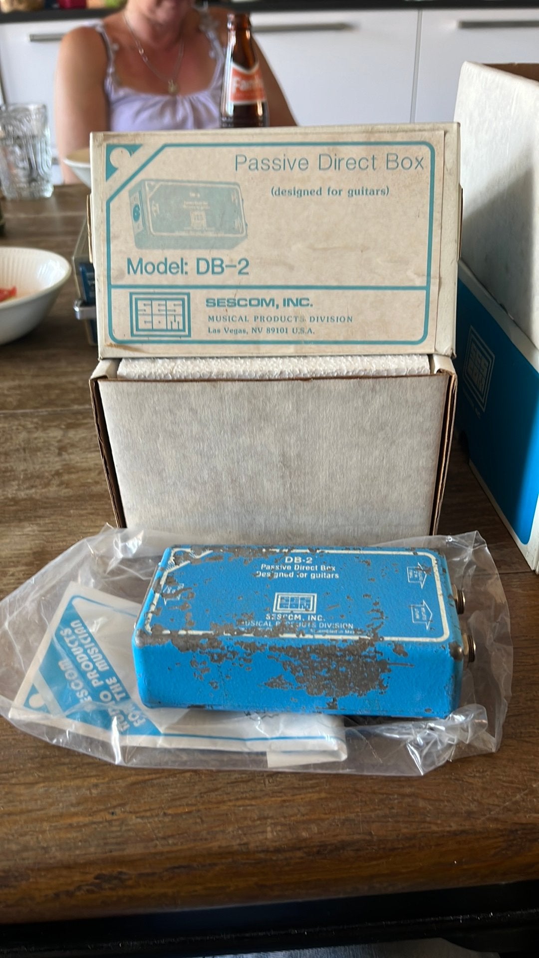 Vintage Sescom passive Direct box for Guitars gebruikt, Muziek en Instrumenten, Effecten, Ophalen of Verzenden, Gebruikt