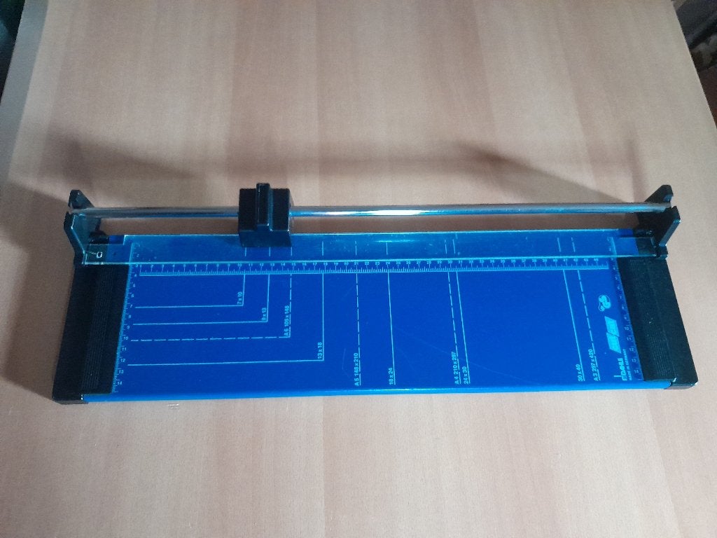 Goede A3 Dahle Rolsnijmachine Papersnijder type 508 Cut Cat, Ophalen, Zo goed als nieuw