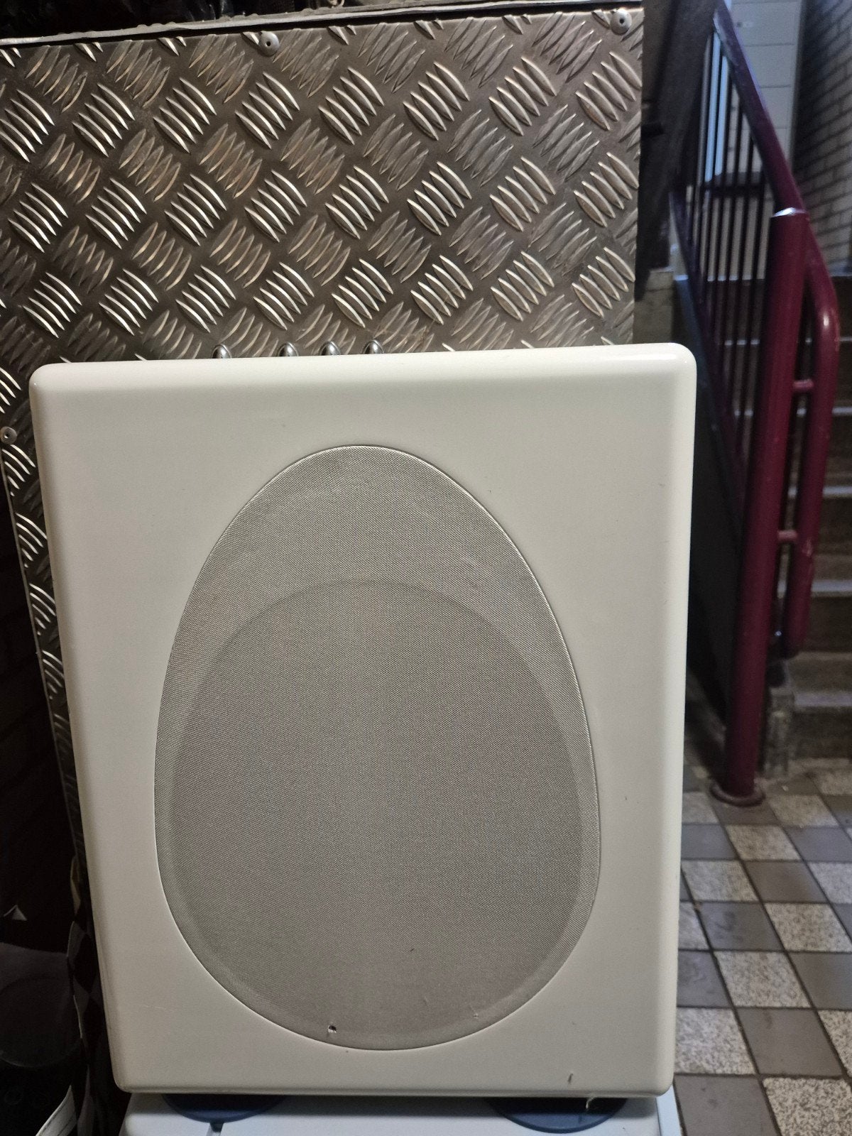 Tannoy Arena Subwoofer, Gebruikt, Subwoofer, Geschikt voor surround/home cinema, Ophalen